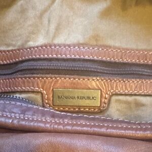 Banana Republic brown Leather women shoulder bag.